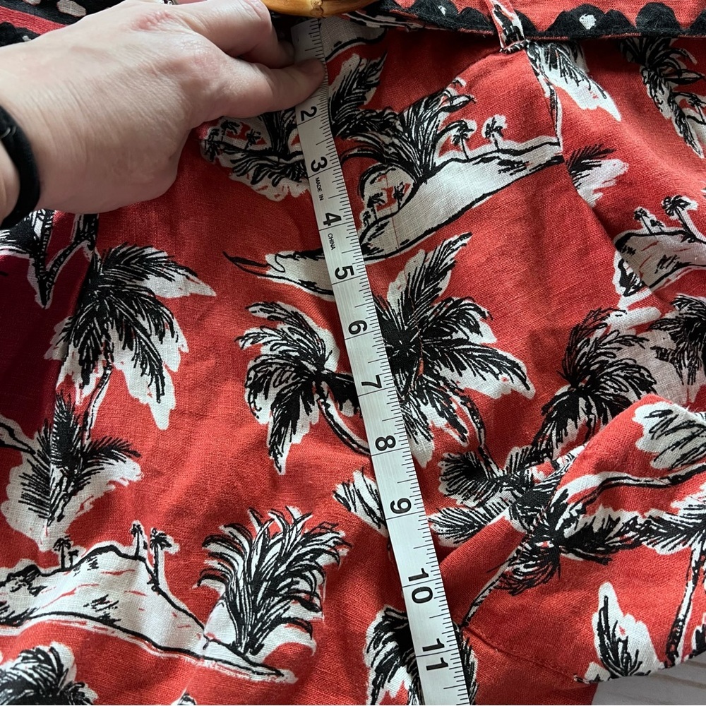 Tahari 100% European Flax Tropical Print Belted Shorts in Orange Black size 8 - Picture 9 of 10